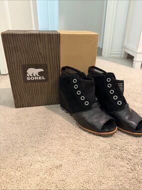 Sorel Black Open-Toe Wedge Booties with Metal Eyelets